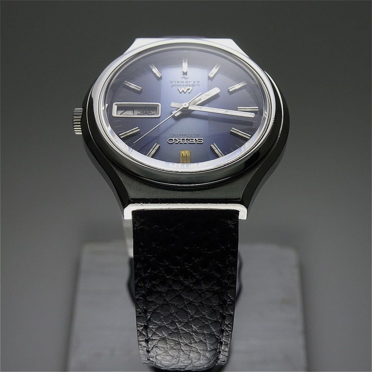 Vintage 1973 JAPAN SEIKO LORD MATIC SPECIAL WEEKDATER 5206-6090 23J Automatic.