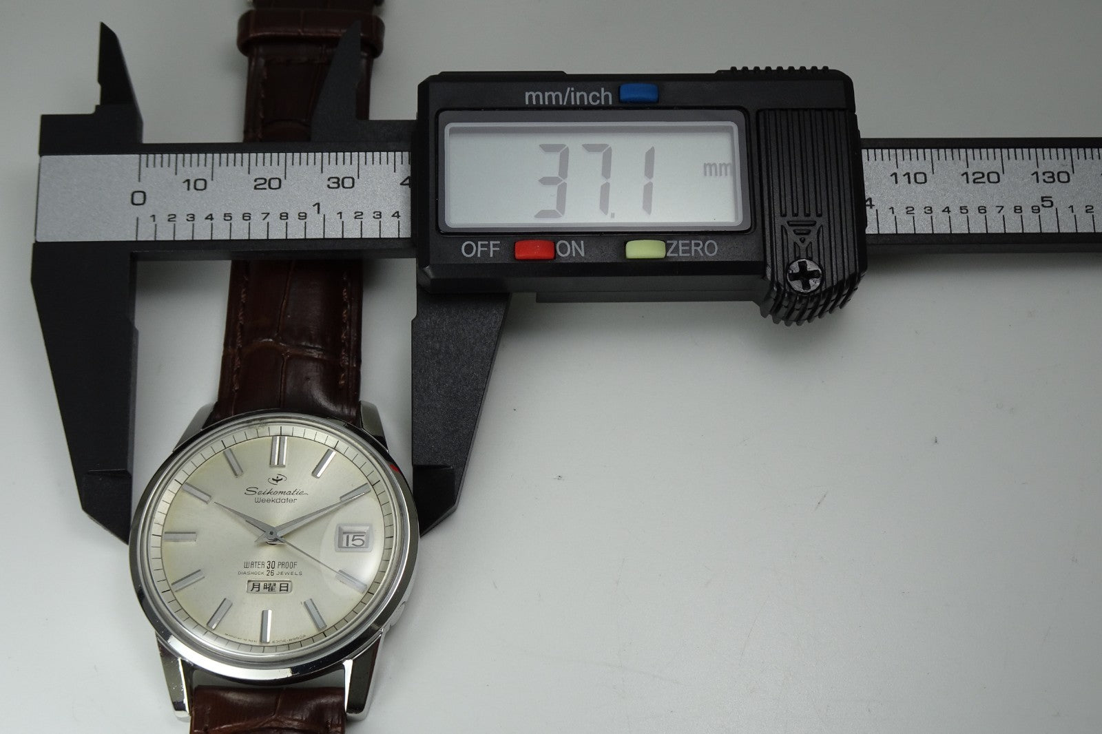 Vintage 1965 JAPAN SEIKO SEIKOMATIC WEEKDATER 6206-8990 26Jewels Automatic.