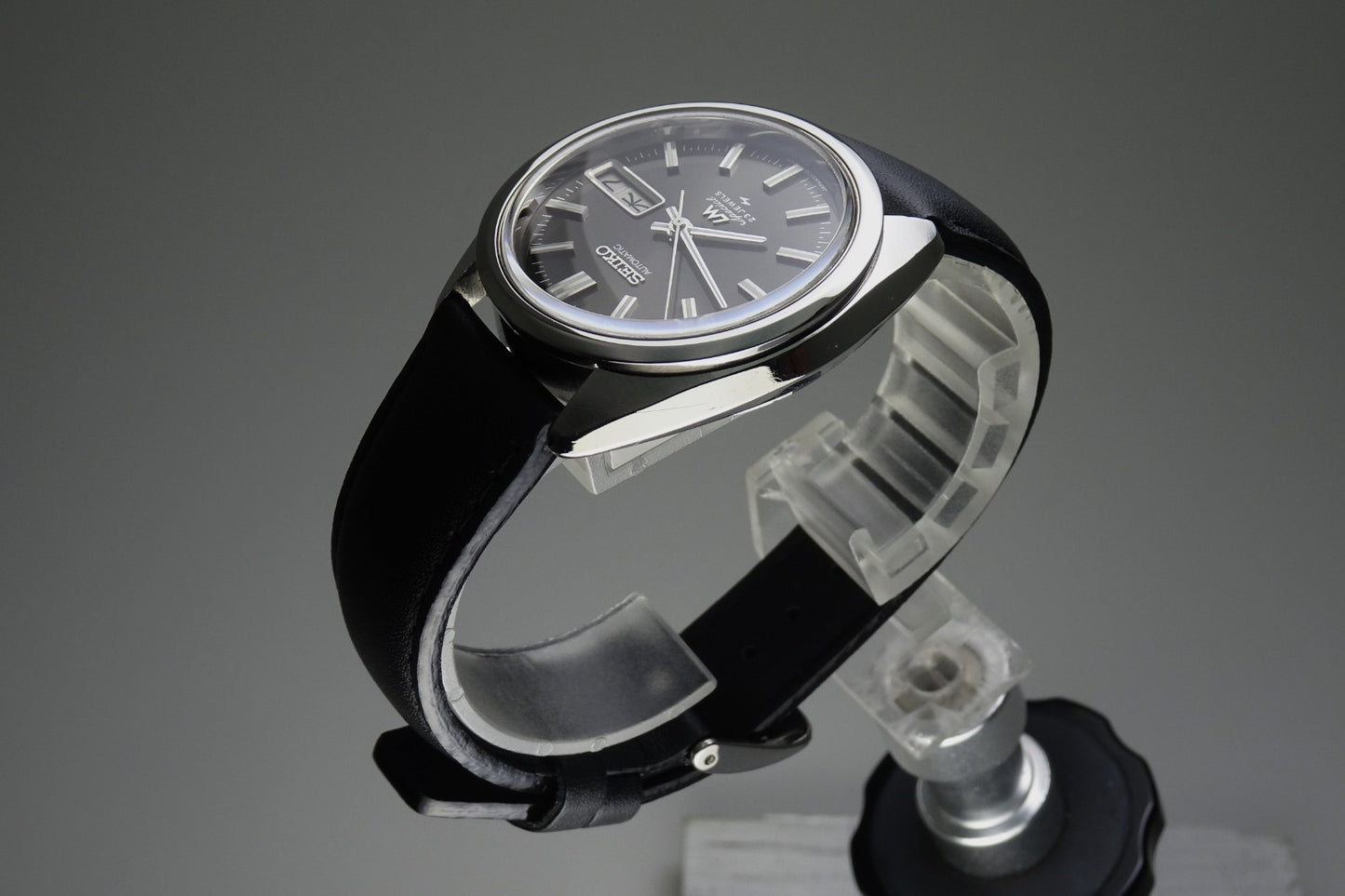 Vintage 1971 JAPAN SEIKO LORD MATIC SPECIAL WEEKDATER 5206-6020 23J Automatic.