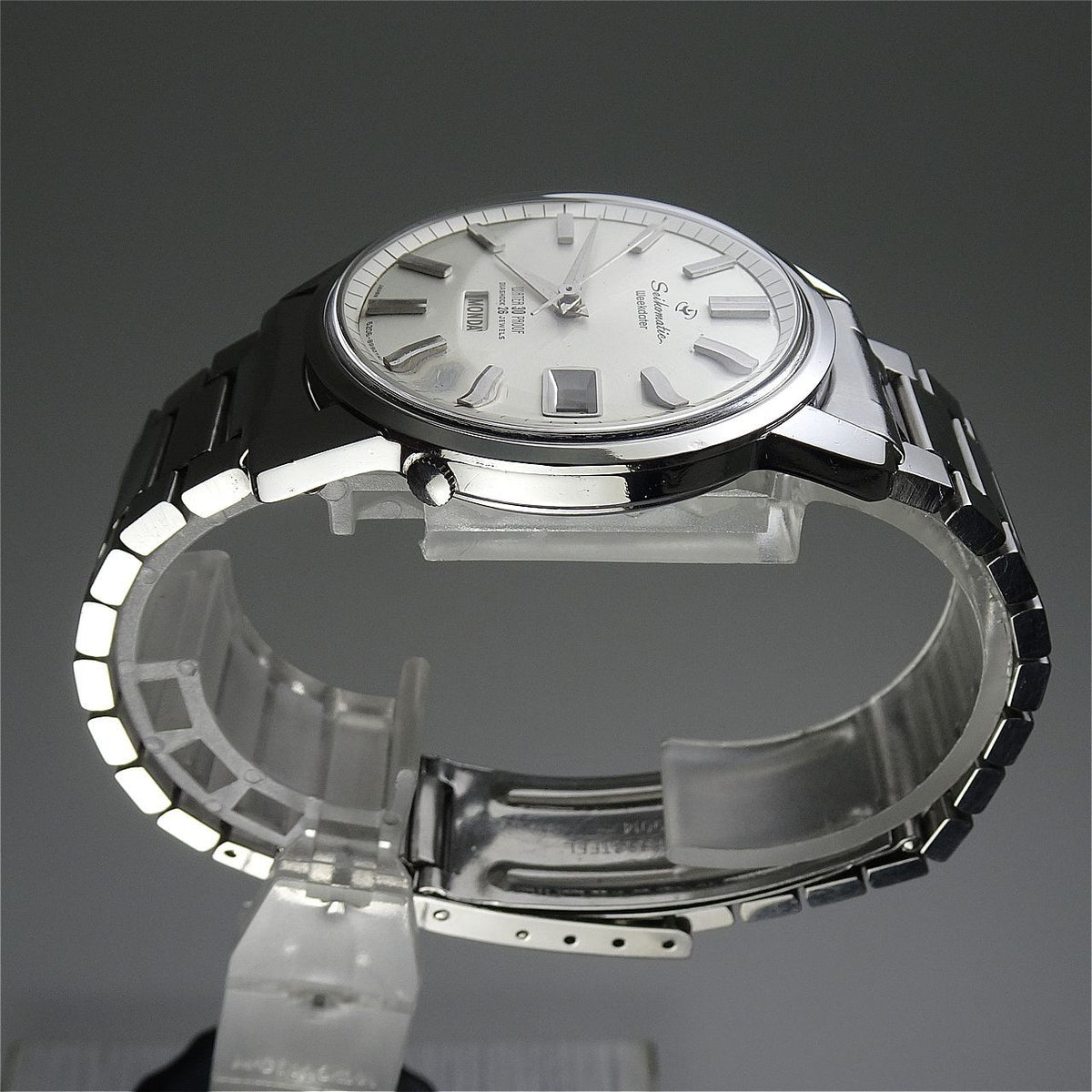 Serviced Vintage 1965 JAPAN SEIKO SEIKOMATIC WEEKDATER 6206-8990 26J Automatic.