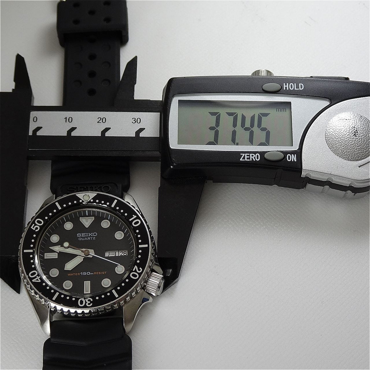 Vintage 1982 JAPAN SEIKO QUARTZ DIVER'S 150M 6458-6000 7Jewels Quartz.
