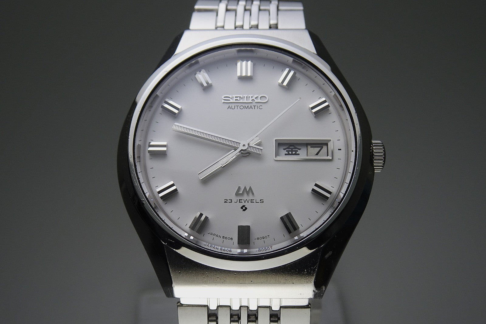 Serviced Vintage 1975 JAPAN SEIKO LORD MATIC WEEKDATER 5606-8061 23J Automatic.