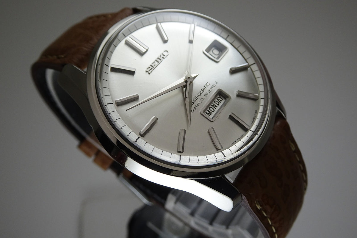 Vintage 1965 JAPAN SEIKO SEIKOMATIC WEEKDATER 6206-8040 26Jewels Automatic.