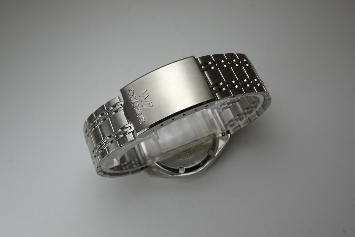 Serviced  Vintage 1972 JAPAN SEIKO LORD MATIC SP  5206-6120 23J Automatic.