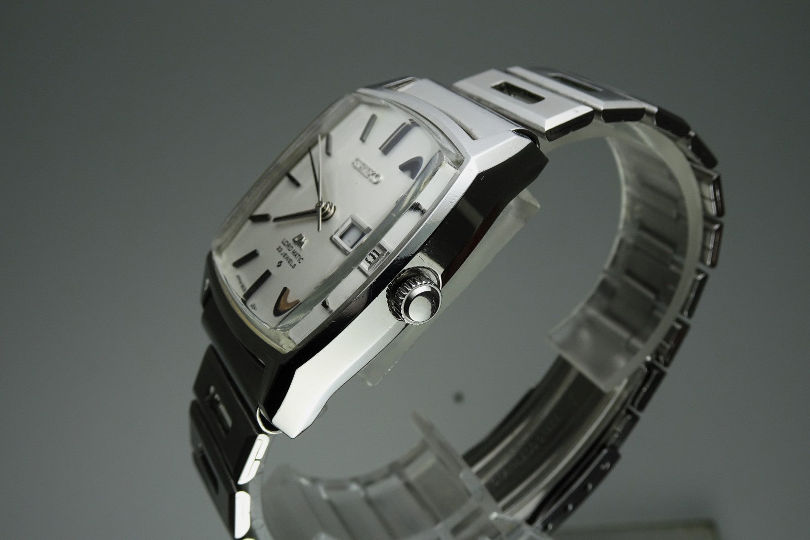 Vintage 1970 JAPAN SEIKO LORD MATIC WEEKDATER 5606-5000 23Jewels Automatic.