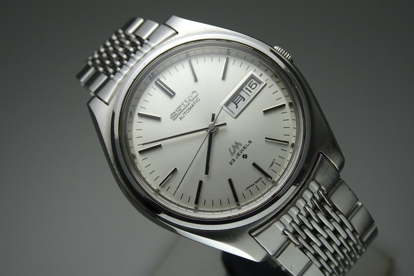 Vintage 1974 JAPAN SEIKO LORD MATIC WEEKDATER 5606-7072 23Jewels Automatic.