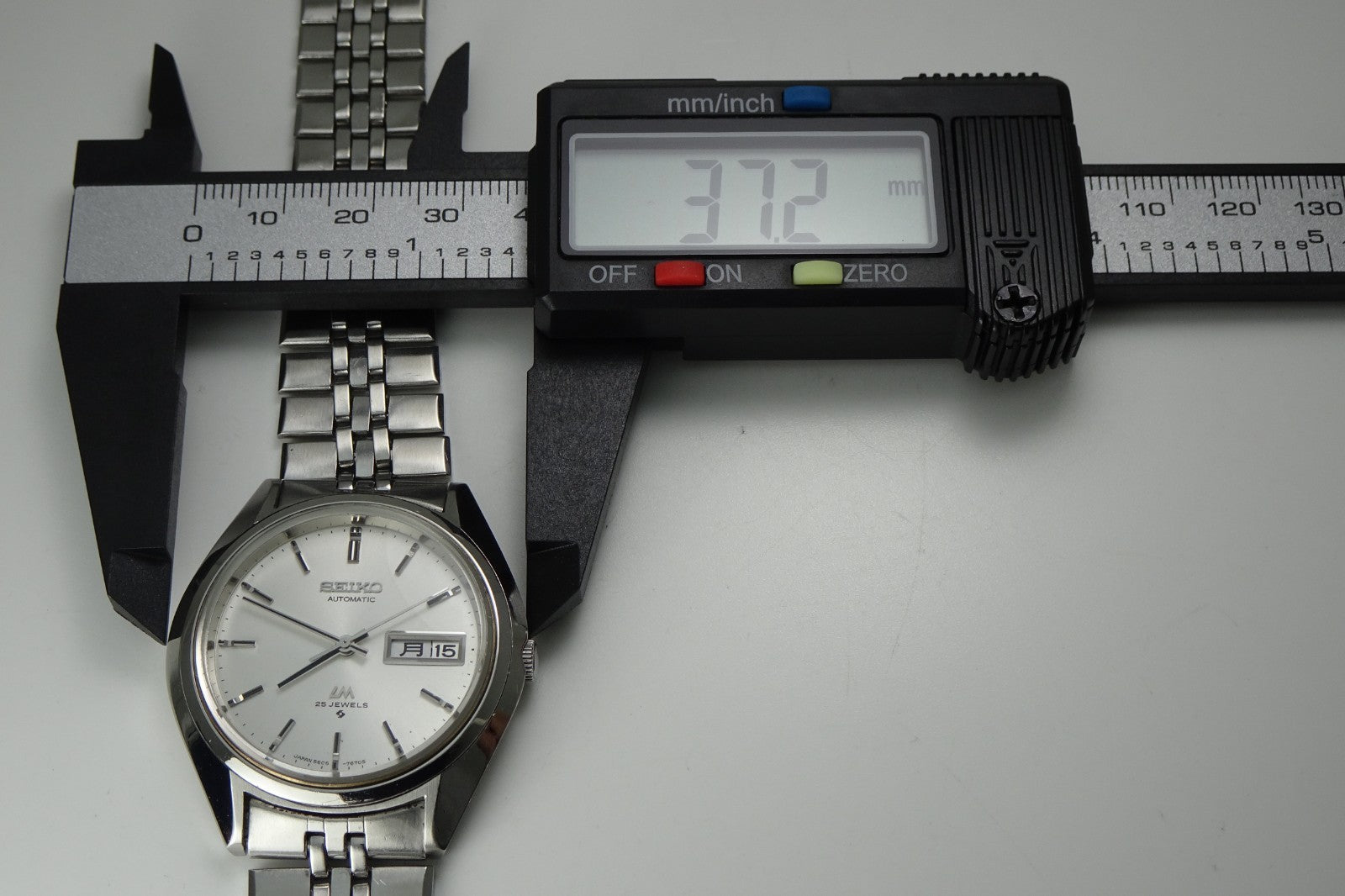 Vintage 1974 JAPAN SEIKO LORD MATIC WEEKDATER 5606-7192 25Jewels Automatic.