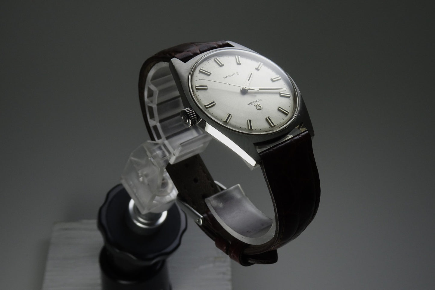 OMEGA Geneve Cal.601 17Jewels Hand-winding.