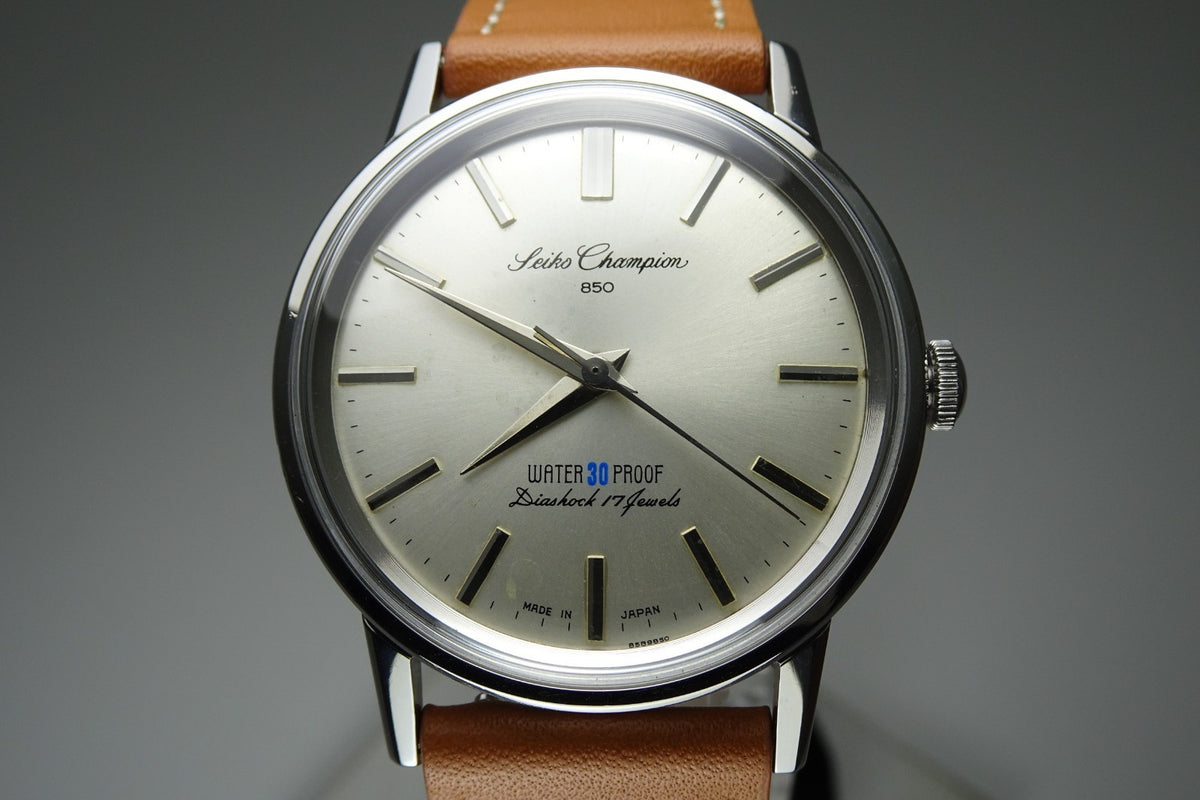Vintage 1964 JAPAN SEIKO CHAMPION 850 85898 17Jewels Hand-winding.