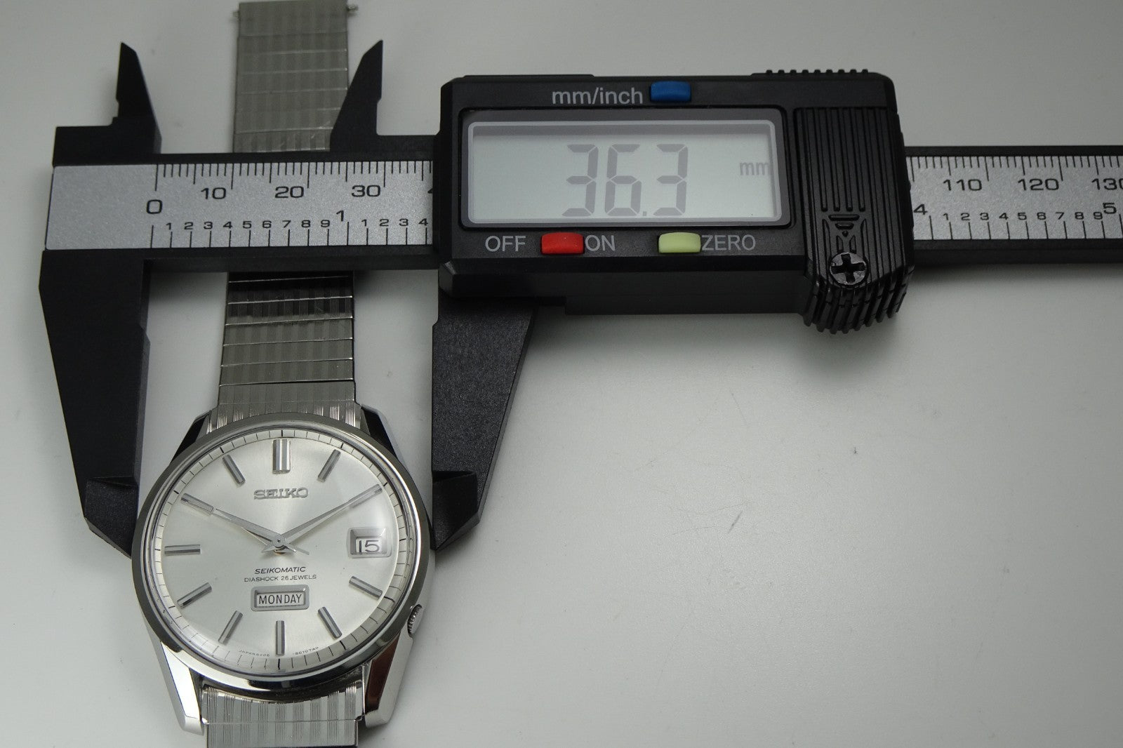 Serviced Vintage 1965 JAPAN SEIKO SEIKOMATIC WEEKDATER 6206-8040 26J Automatic.