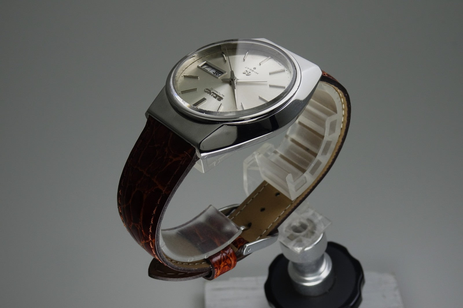 Vintage 1971 JAPAN GRAND SEIKO WEEKDATER 5646-8000 25Jewels Automatic.