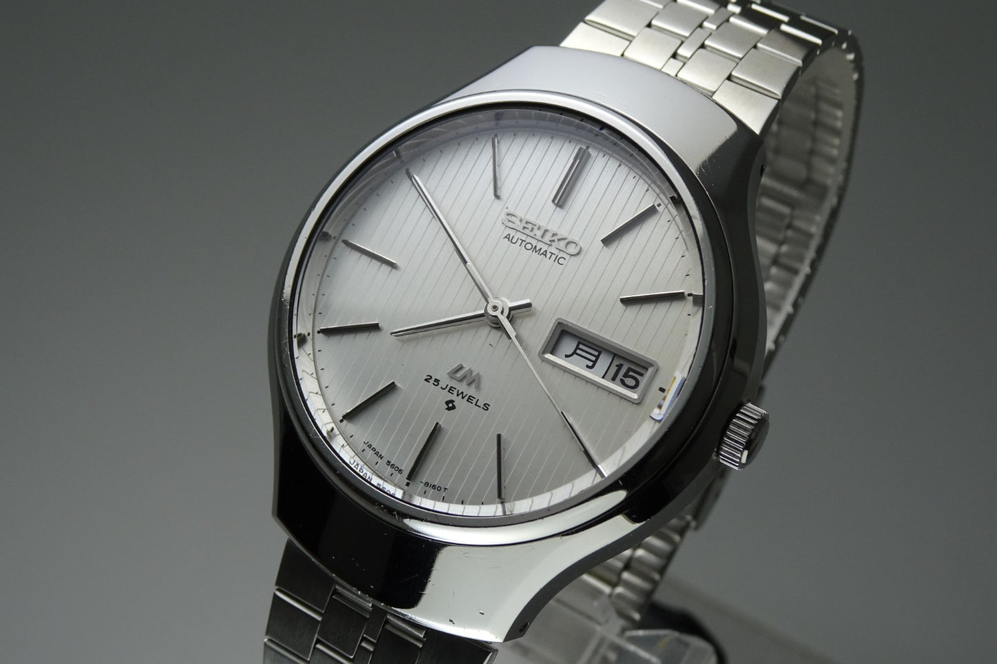 Serviced Vintage 1975 JAPAN SEIKO LORD MATIC WEEKDATER 5606-8120 25J Automatic.