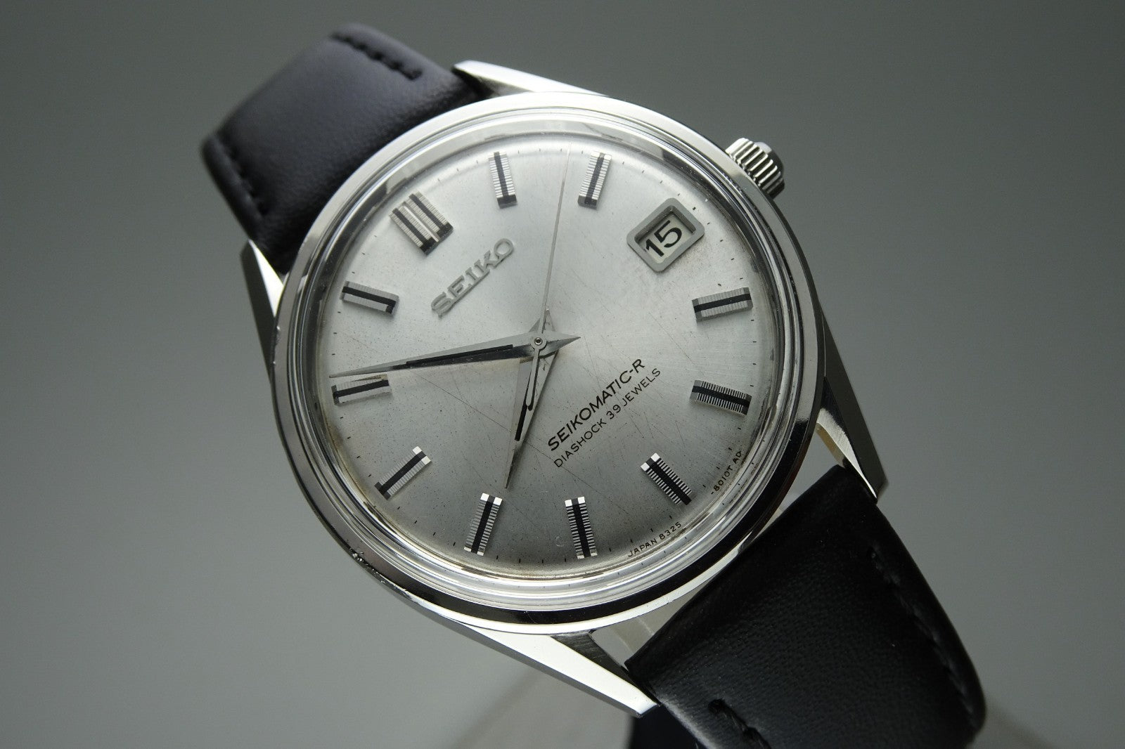 Vintage 1966 JAPAN SEIKO 83 SEIKOMATIC-R 8325-8000 39Jewels Automatic.
