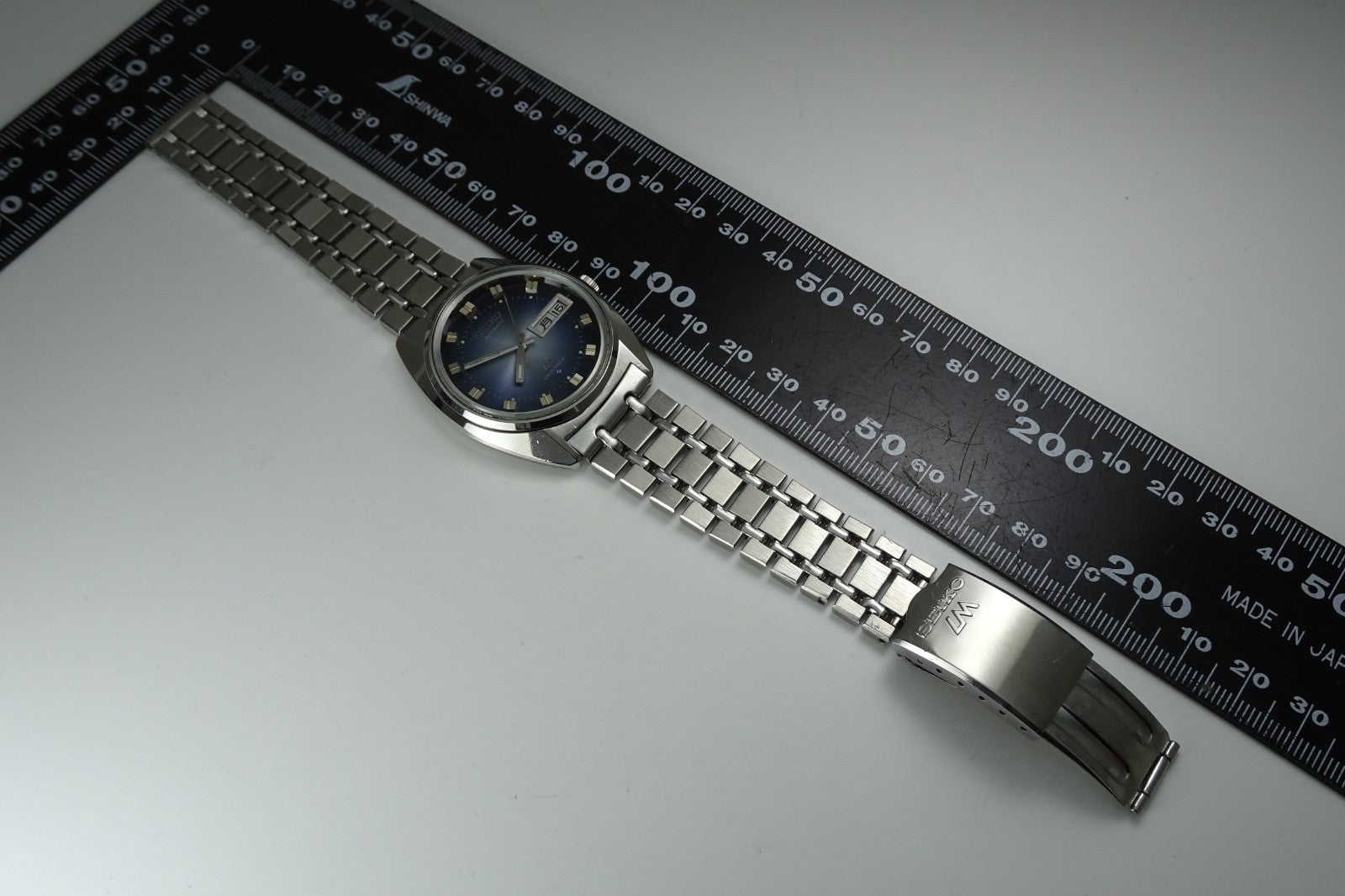Vintage 1973 JAPAN SEIKO LORD MATIC WEEKDATER 5606-7231 25Jewels Automatic.