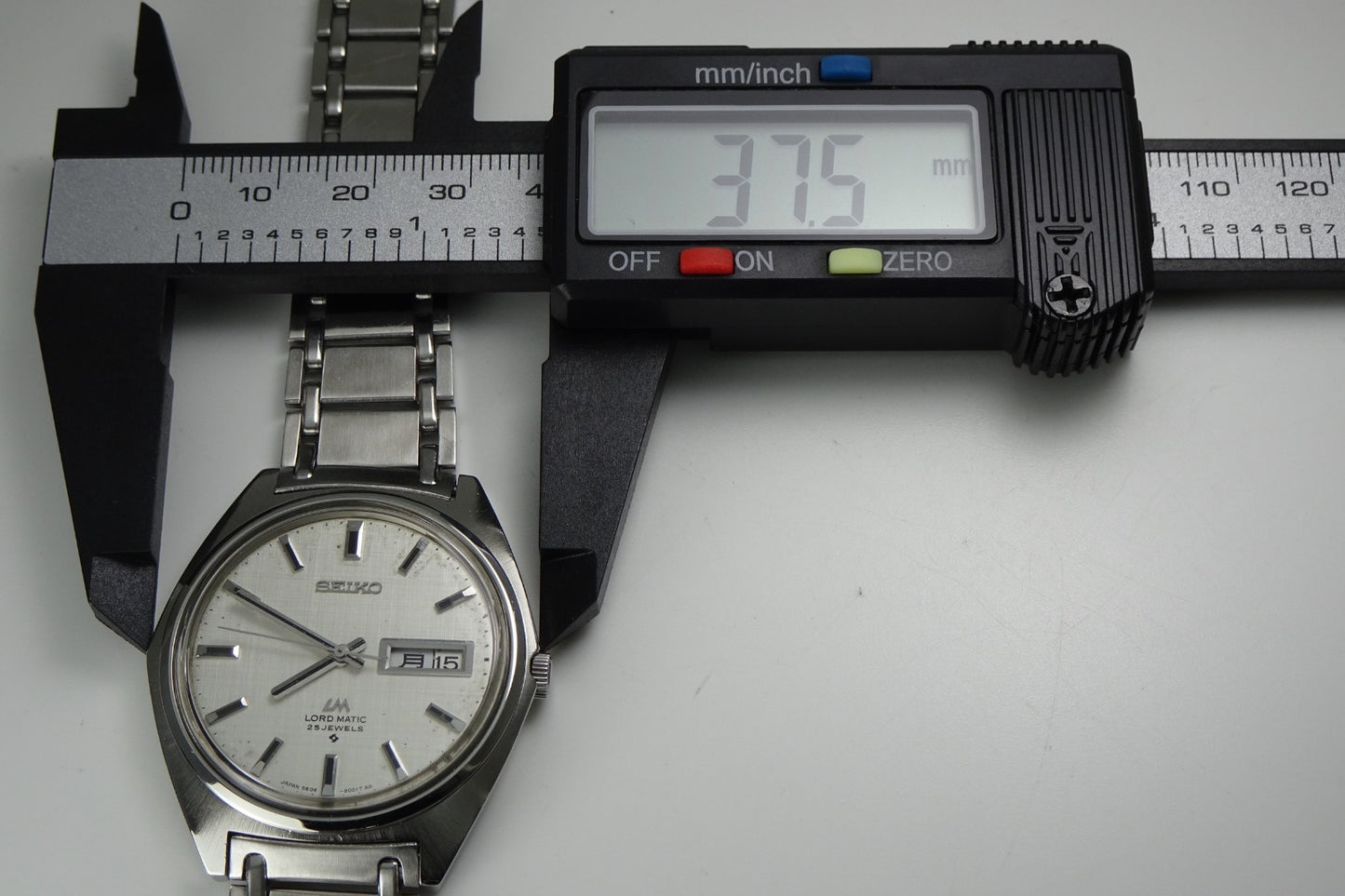 Vintage 1969 JAPAN SEIKO LORD MATIC WEEKDATER 5606-9000 25Jewels Automatic.