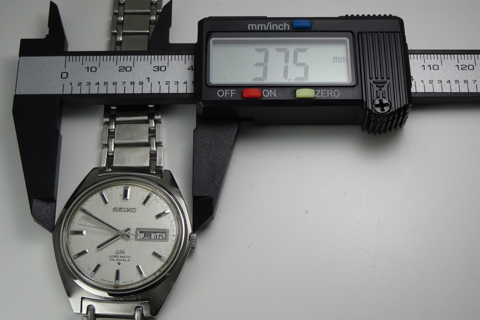 Vintage 1969 JAPAN SEIKO LORD MATIC WEEKDATER 5606-9000 25Jewels Automatic.