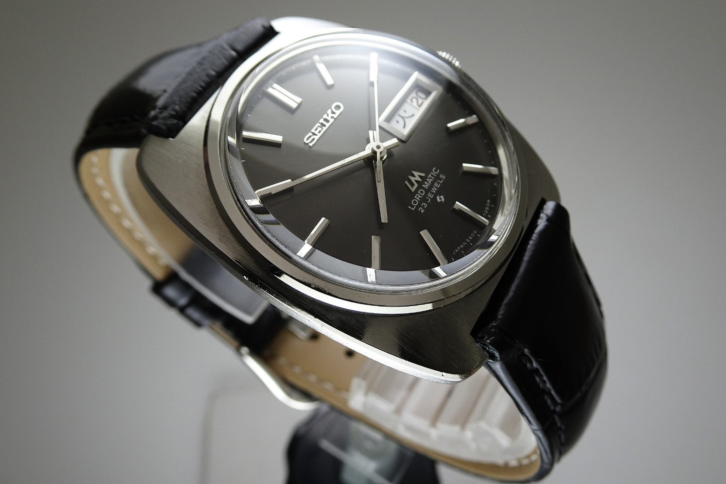 Vintage 1970 JAPAN SEIKO LORD MATIC WEEKDATER 5606-7130 23Jewels Automatic.