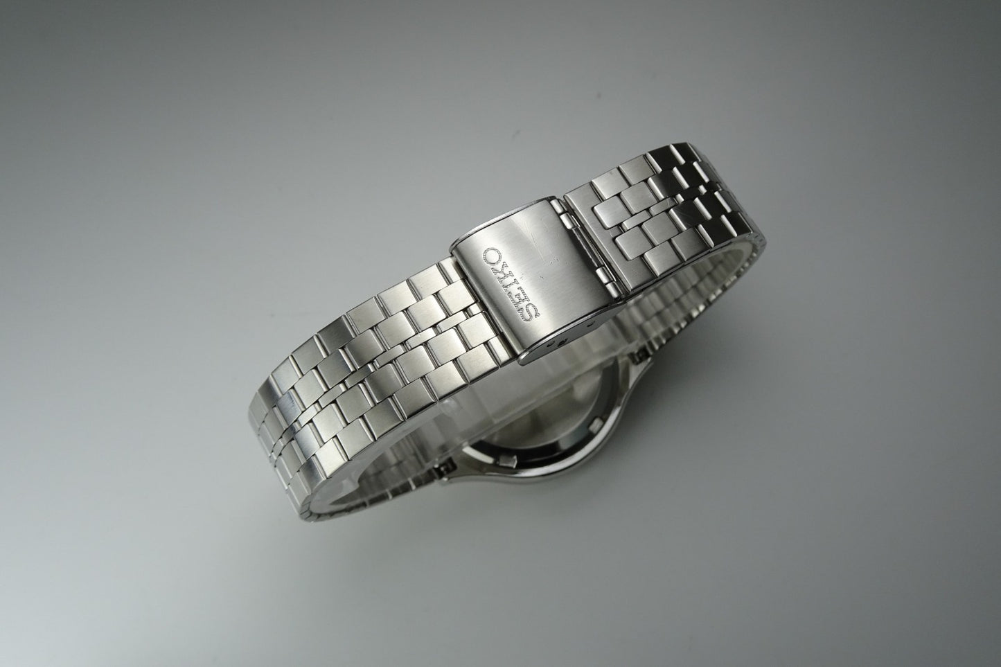 Serviced Vintage 1975 JAPAN SEIKO LORD MATIC WEEKDATER 5606-8120 25J Automatic.