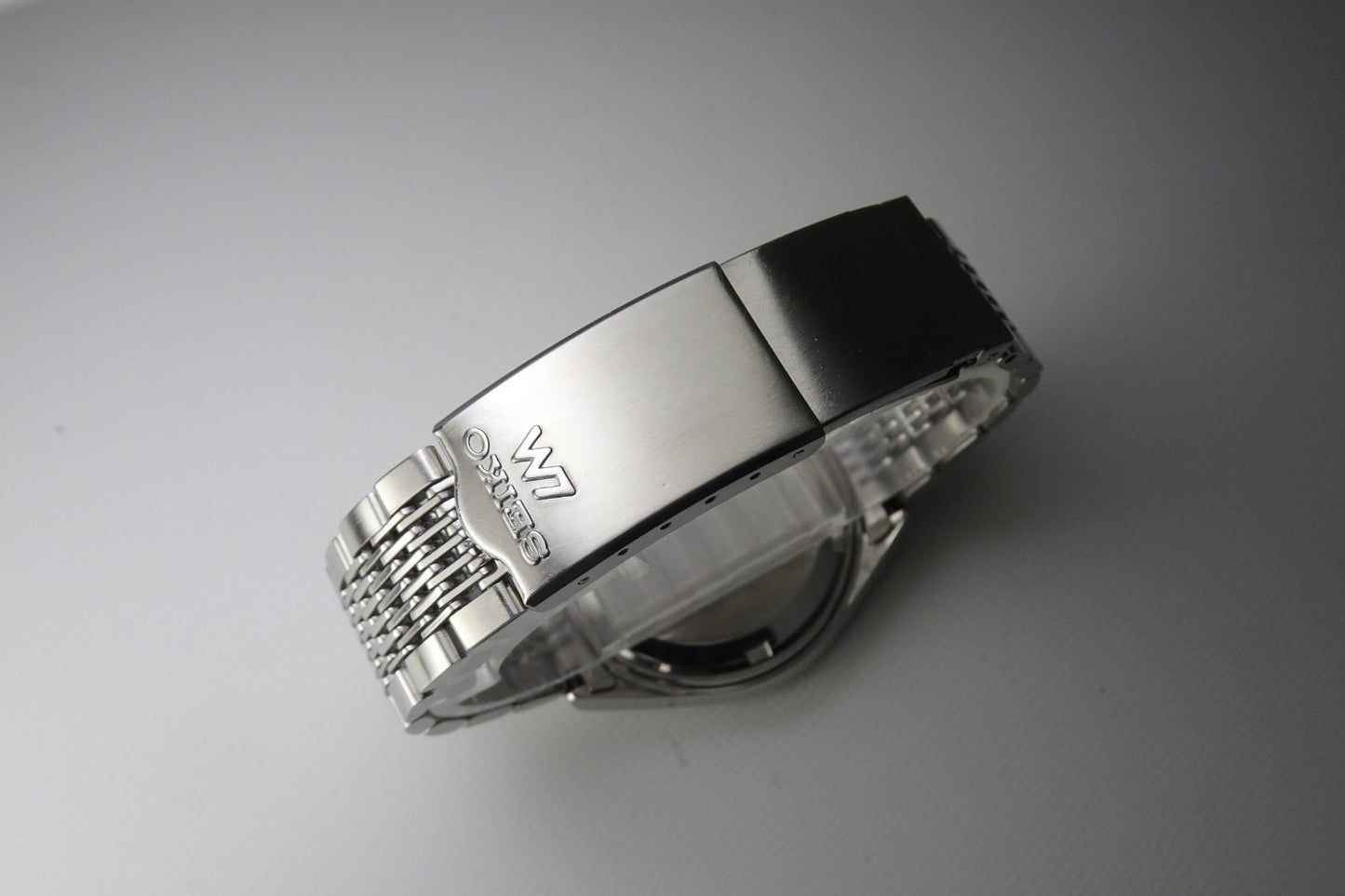 Vintage 1974 JAPAN SEIKO LORD MATIC WEEKDATER 5606-8050 23Jewels Automatic.