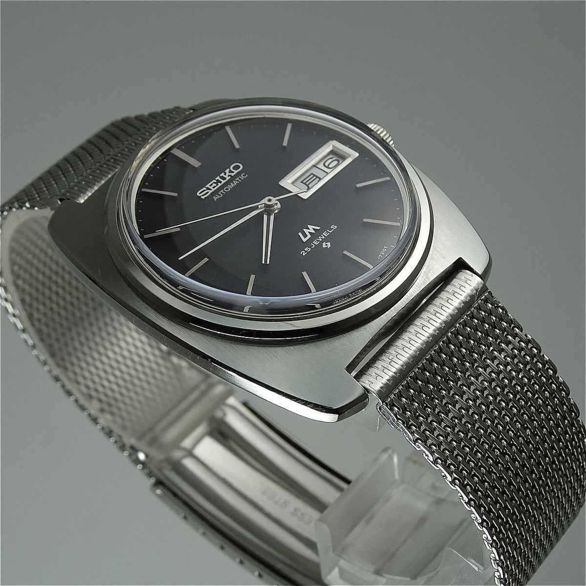 Vintage 1971 JAPAN LORD MATIC WEEKDATER 5606-7130 25Jewels Automatic.