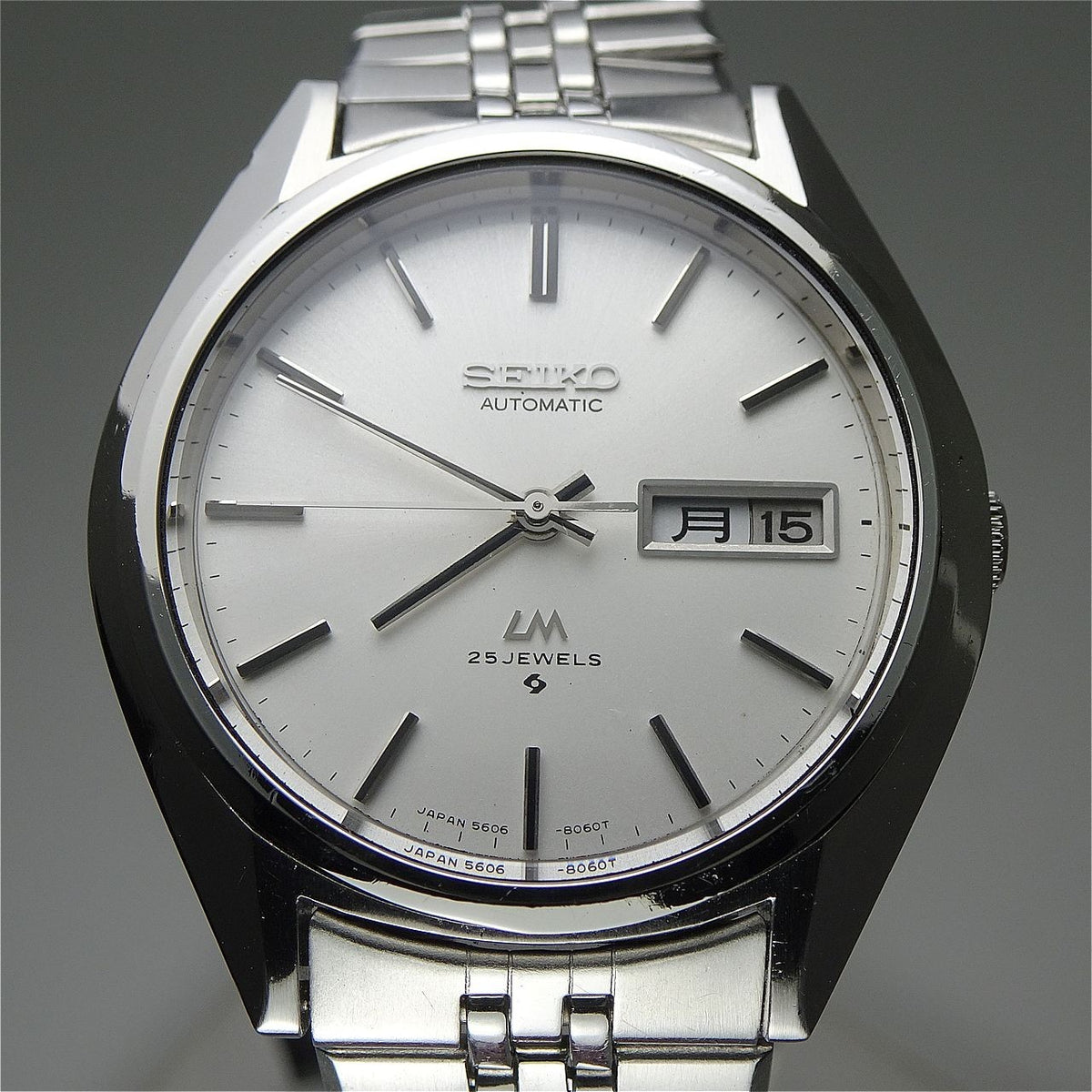 Serviced Vintage 1974 JAPAN SEIKO LORD MATIC WEEKDATER 5606-8030 25J Automatic.