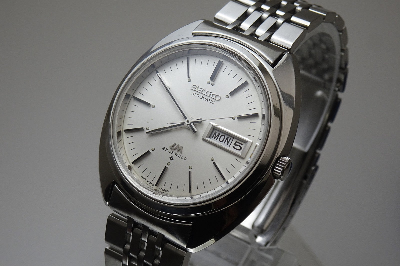 Vintage 1970 JAPAN SEIKO LORD MATIC WEEKDATER 5606-7150 23Jewels Automatic.