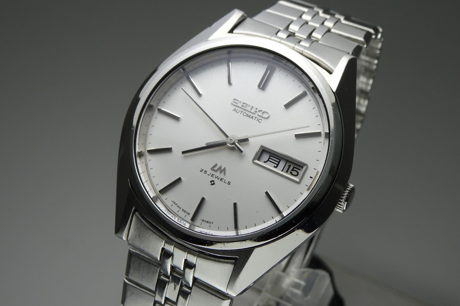 Serviced Vintage 1974 JAPAN SEIKO LORD MATIC WEEKDATER 5606-8030 25J Automatic.