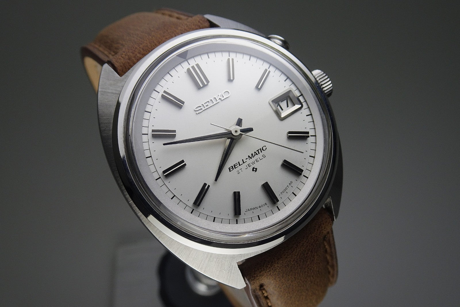 Vintage 1968 JAPAN SEIKO SEIKO BELL-MATIC CALENDAR 4005-7000 27Jewels Automatic.