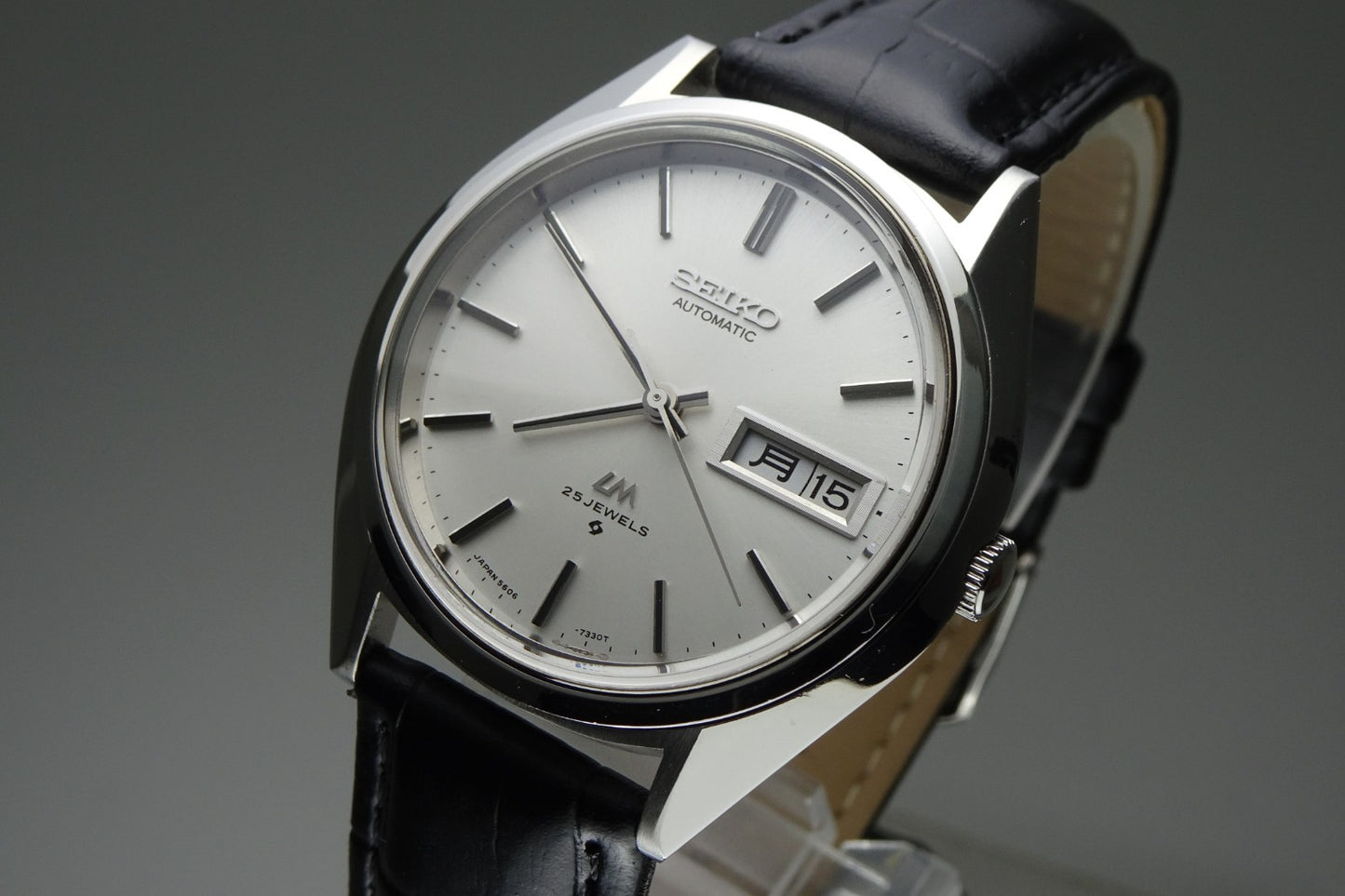 Serviced  Vintage 1973 JAPAN SEIKO LORD MATIC WEEKDATER 5606-7191 25J Automatic.