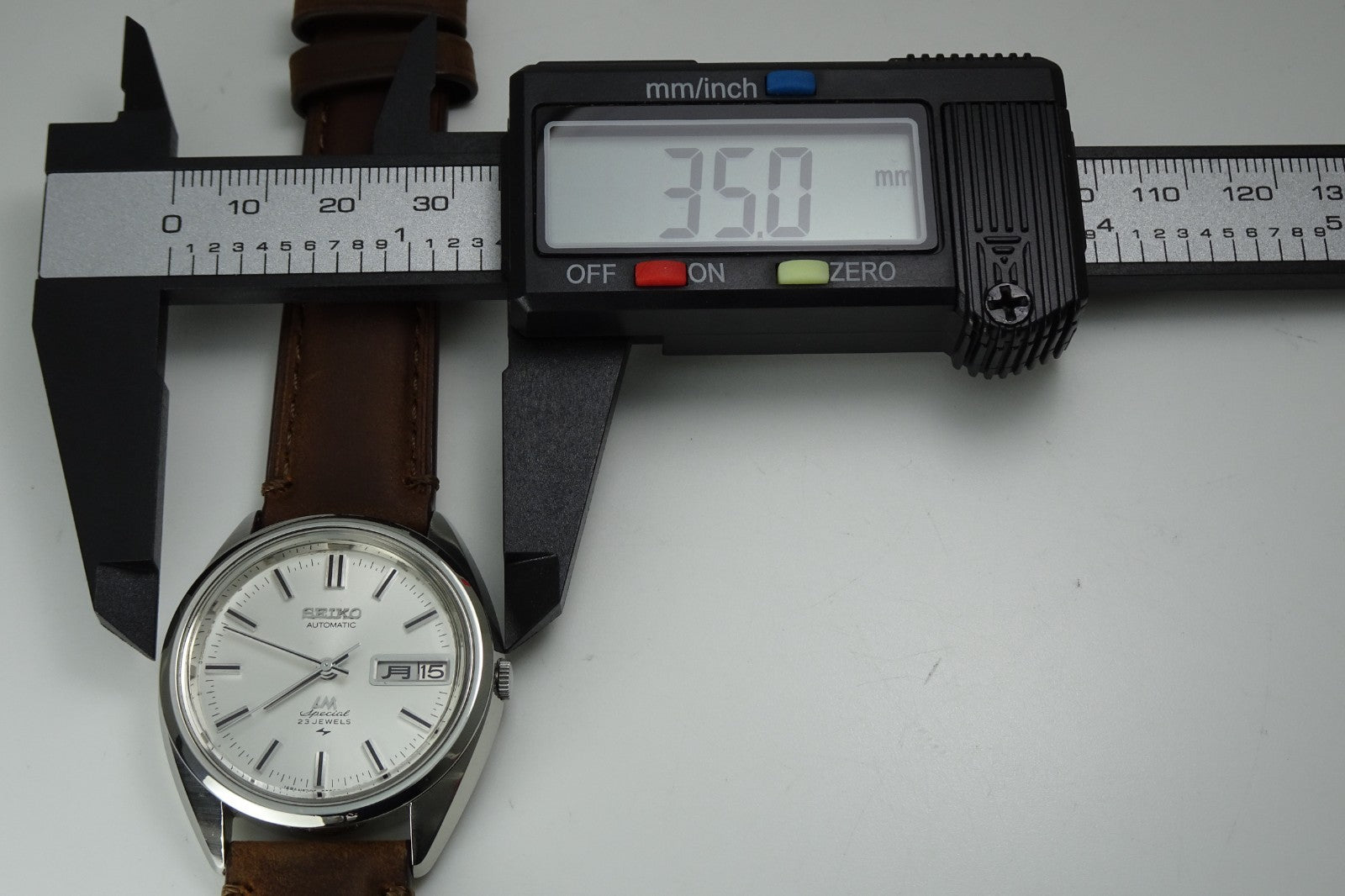 Serviced  Vintage 1970 JAPAN SEIKO LORD MATIC SP  5206-6020 23J Automatic.