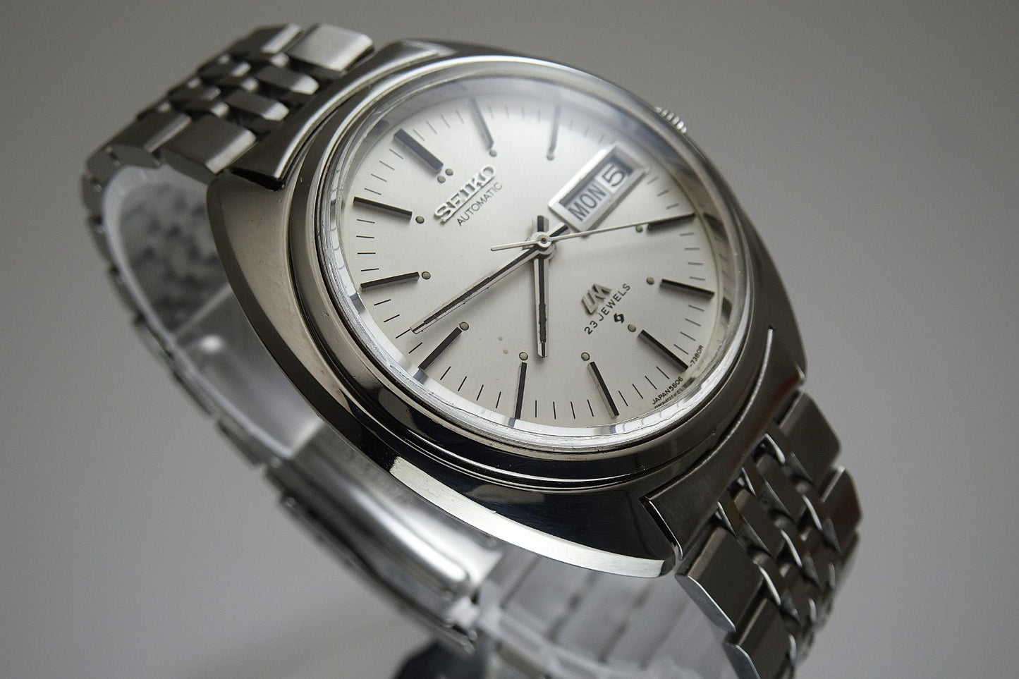 Vintage 1970 JAPAN SEIKO LORD MATIC WEEKDATER 5606-7150 23Jewels Automatic.