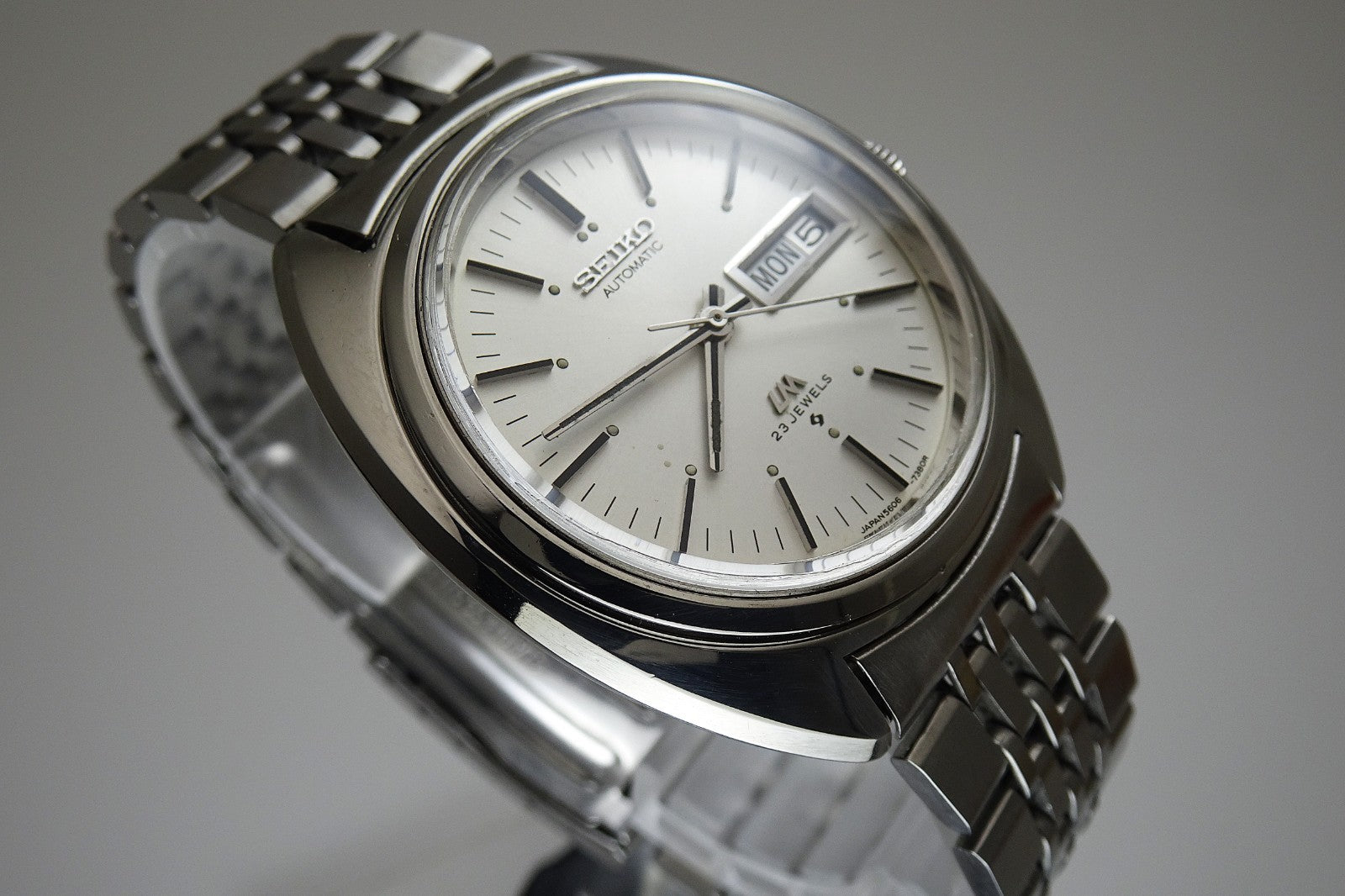 Vintage 1970 JAPAN SEIKO LORD MATIC WEEKDATER 5606-7150 23Jewels Automatic.
