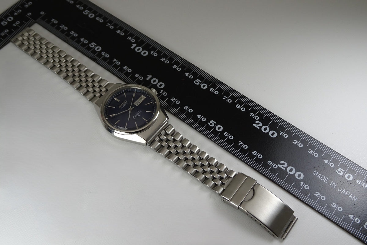 Vintage 1977 JAPAN SEIKO SilverWave 0923-7010 9Jewels Quartz.