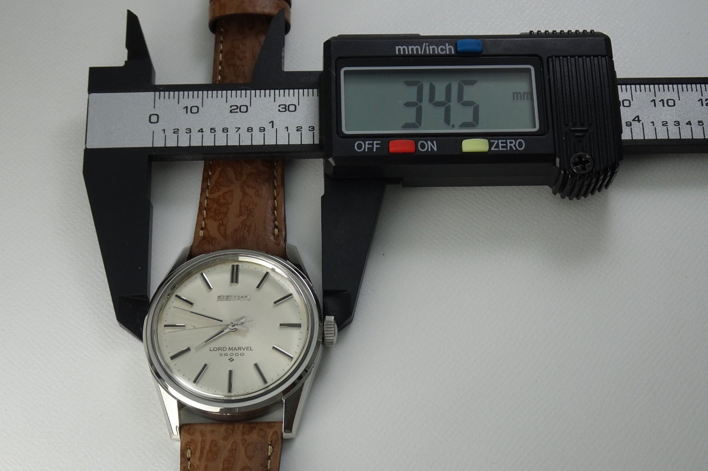 Serviced  Vintage 1968 JAPAN SEIKO LORD MARVEL 36000 5740-8000 23J Hand-winding.