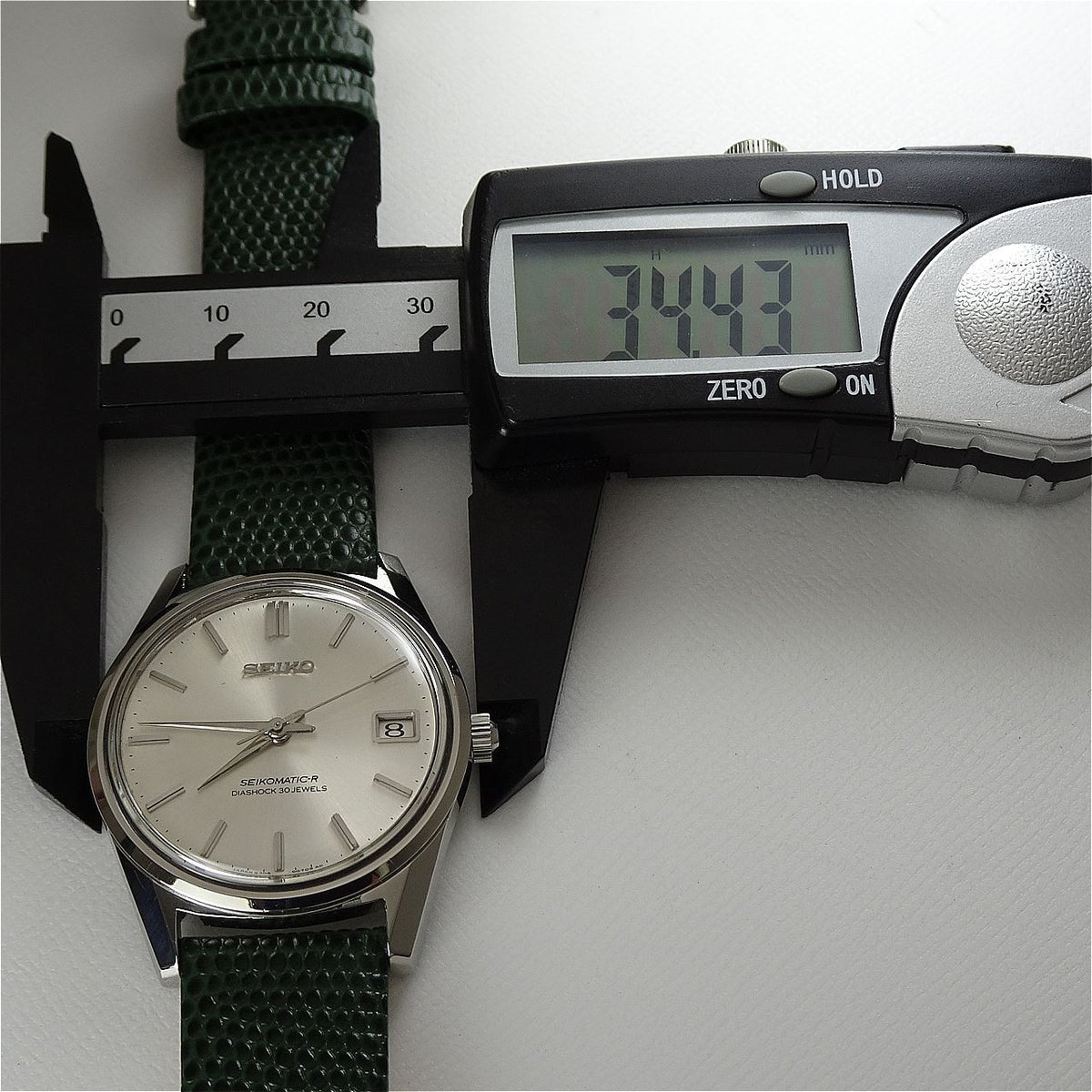 Vintage 1967 JAPAN SEIKO SEIKOMATIC-R 8305-8060 30Jewels Automatic.