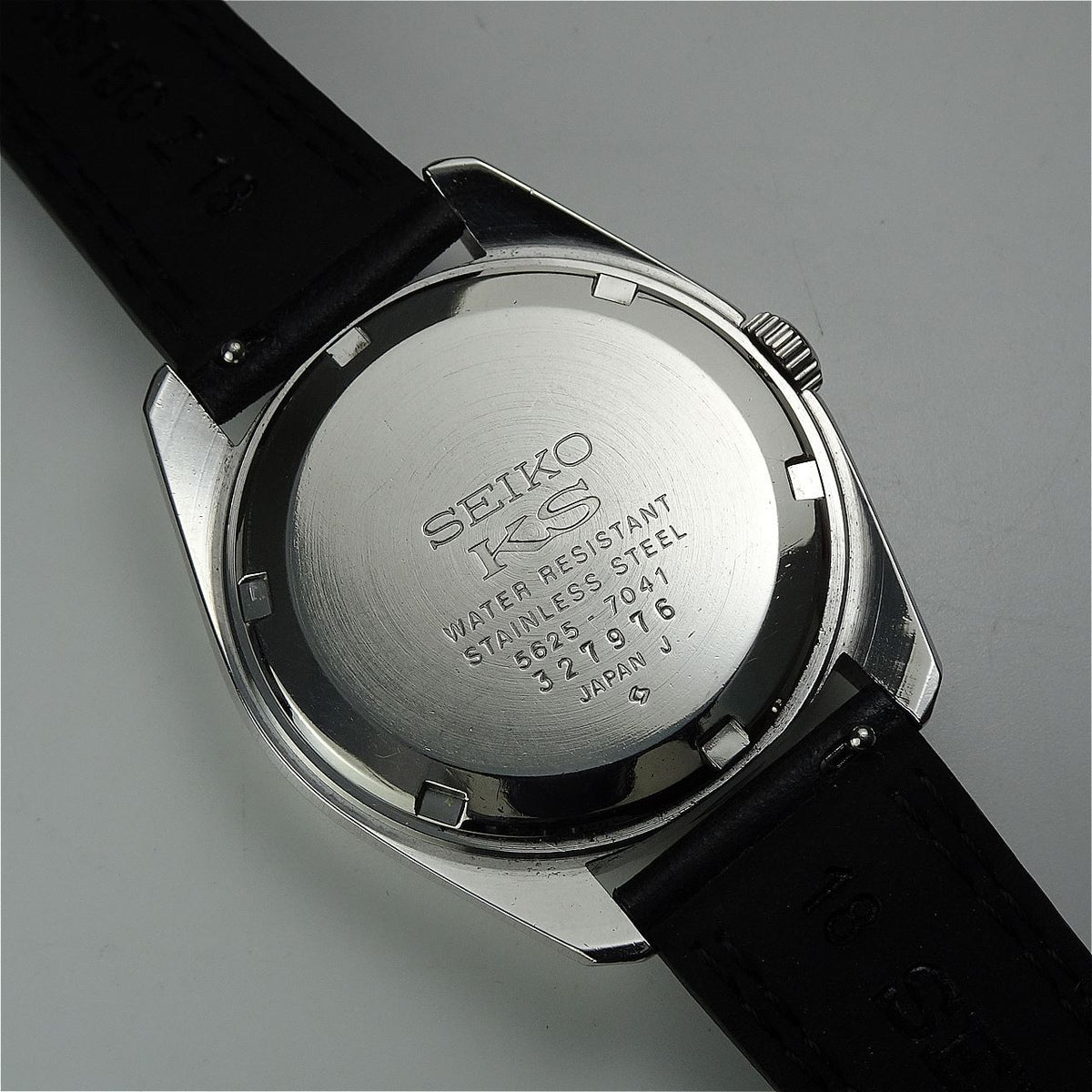 Vintage 1973 JAPAN KING SEIKO CHRONOMETER CALENDAR 5625-7041 25Jewels Automatic.