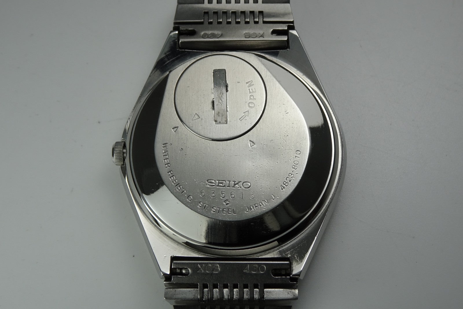 Vintage 1976 JAPAN SEIKO KING QUARTZ 4823-8010 7Jewels Quartz.