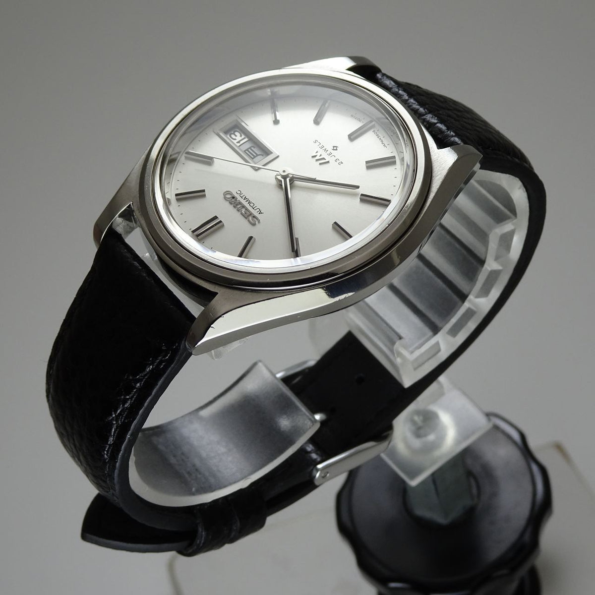Vintage 1973 JAPAN SEIKO LORD MATIC WEEKDATER 5606-7071 23Jewels Automatic.