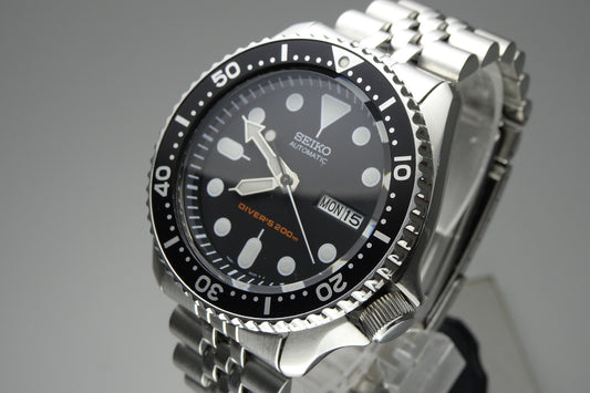Vintage 2000 SEIKO DIVER'S 200M 7S26-0020 21J Automatic. (Overseas Model.)