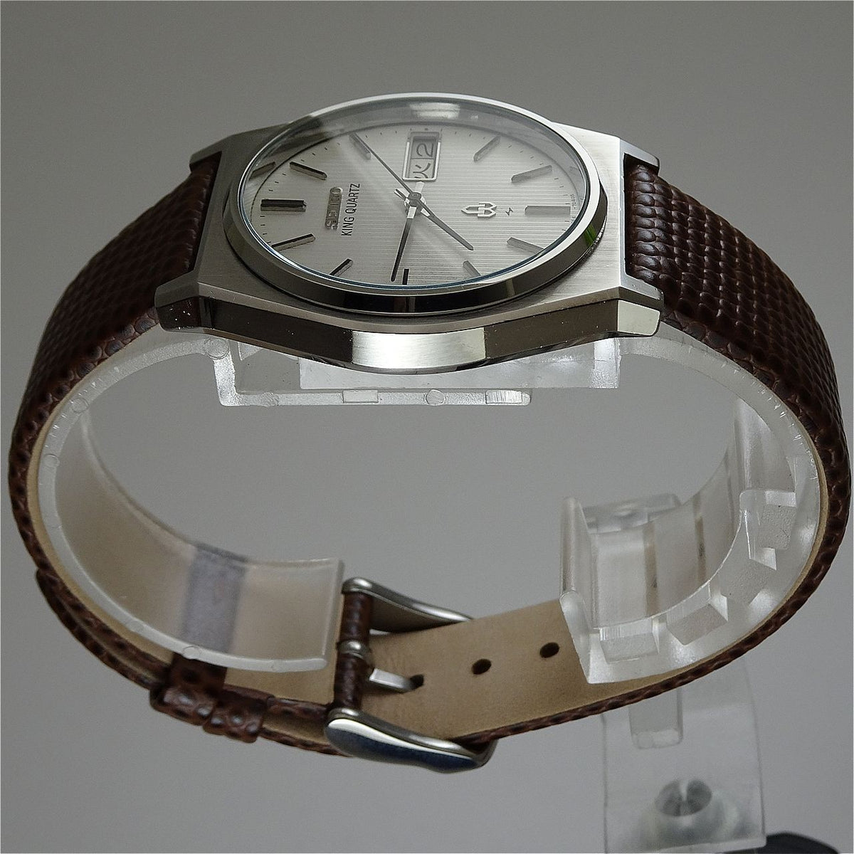 Vintage 1978 JAPAN SEIKO KING QUARTZ 5856-7030 8Jewels Quartz.