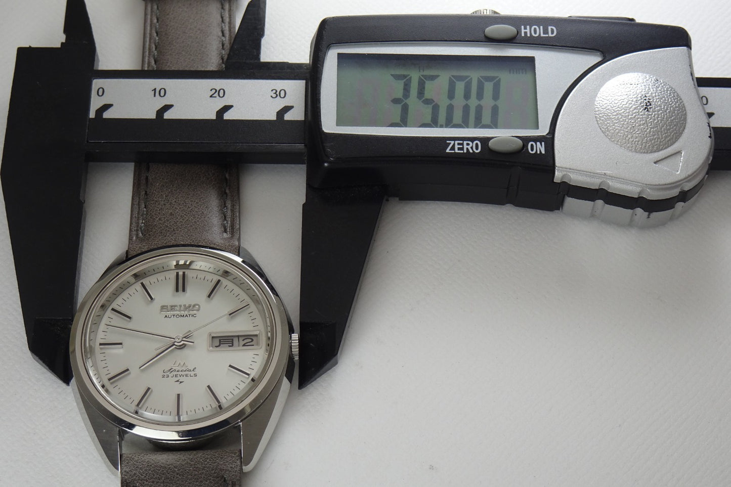 Serviced Vintage 1971 JAPAN SEIKO LORD MATIC SP 5206-6020 23J Automatic.
