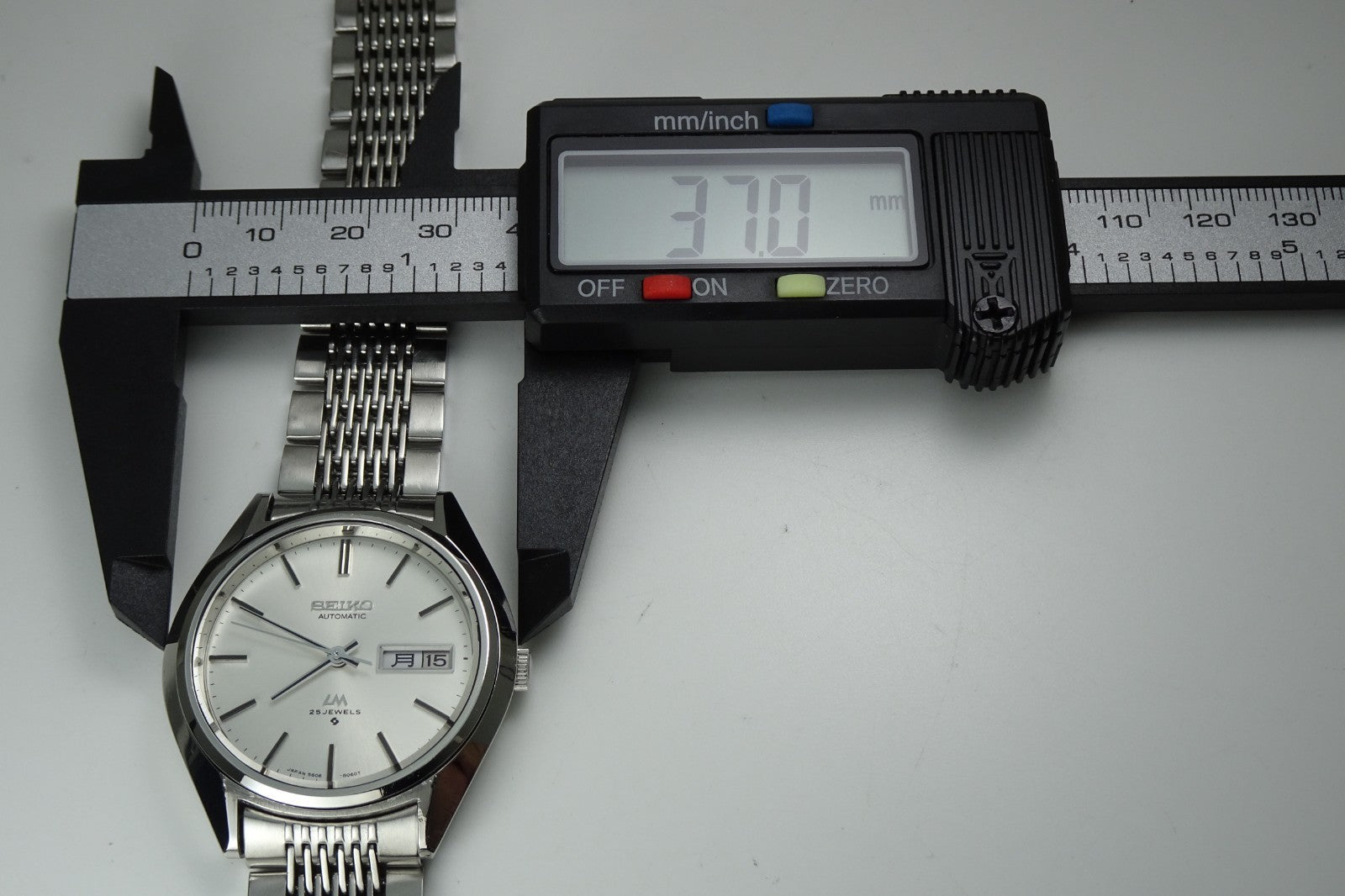 Vintage 1974 JAPAN SEIKO LORD MATIC WEEKDATER 5606-8031 25Jewels Automatic.
