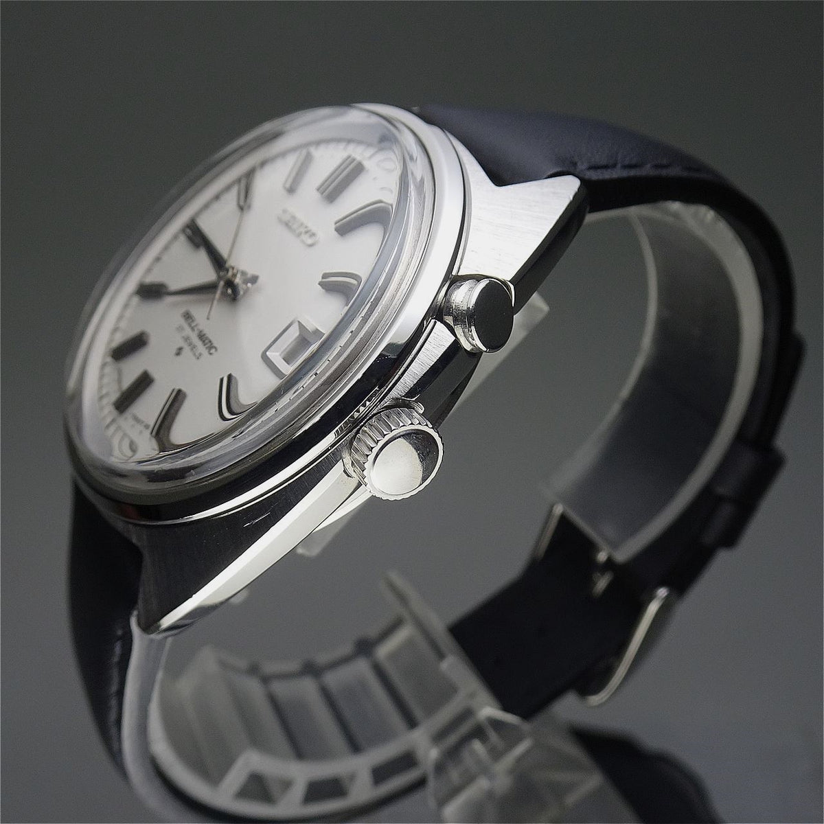 Vintage 1968 JAPAN SEIKO SEIKO BELL-MATIC CALENDAR 4005-7000 27Jewels Automatic.