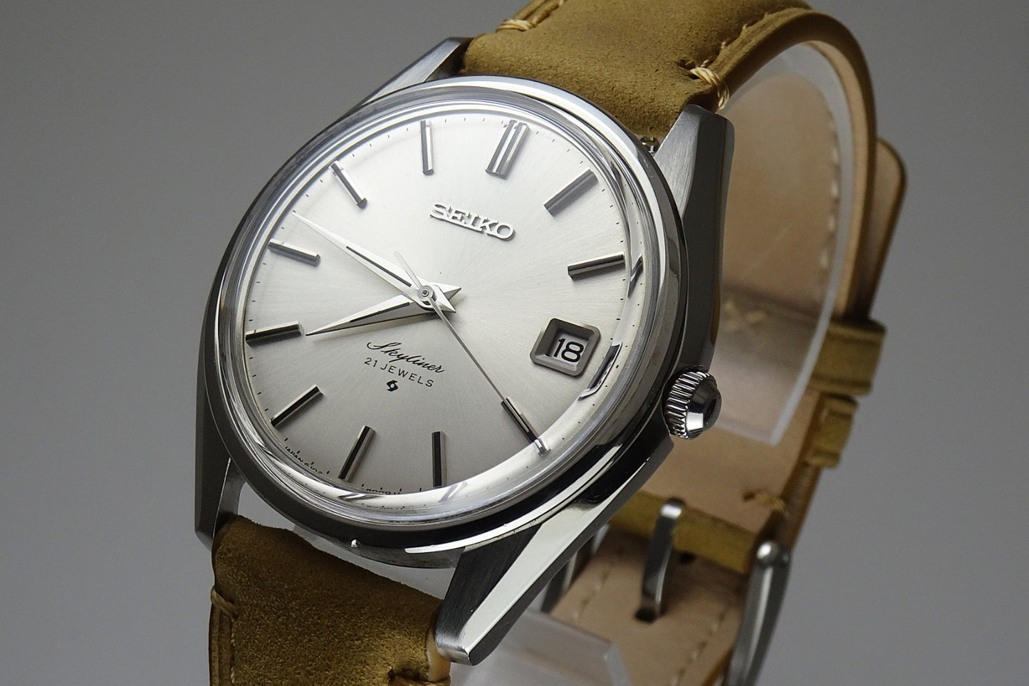 Vintage 1971 JAPAN SEIKO SKYLINER CALENDAR 6102-8000 21Jewels Hand-winding.