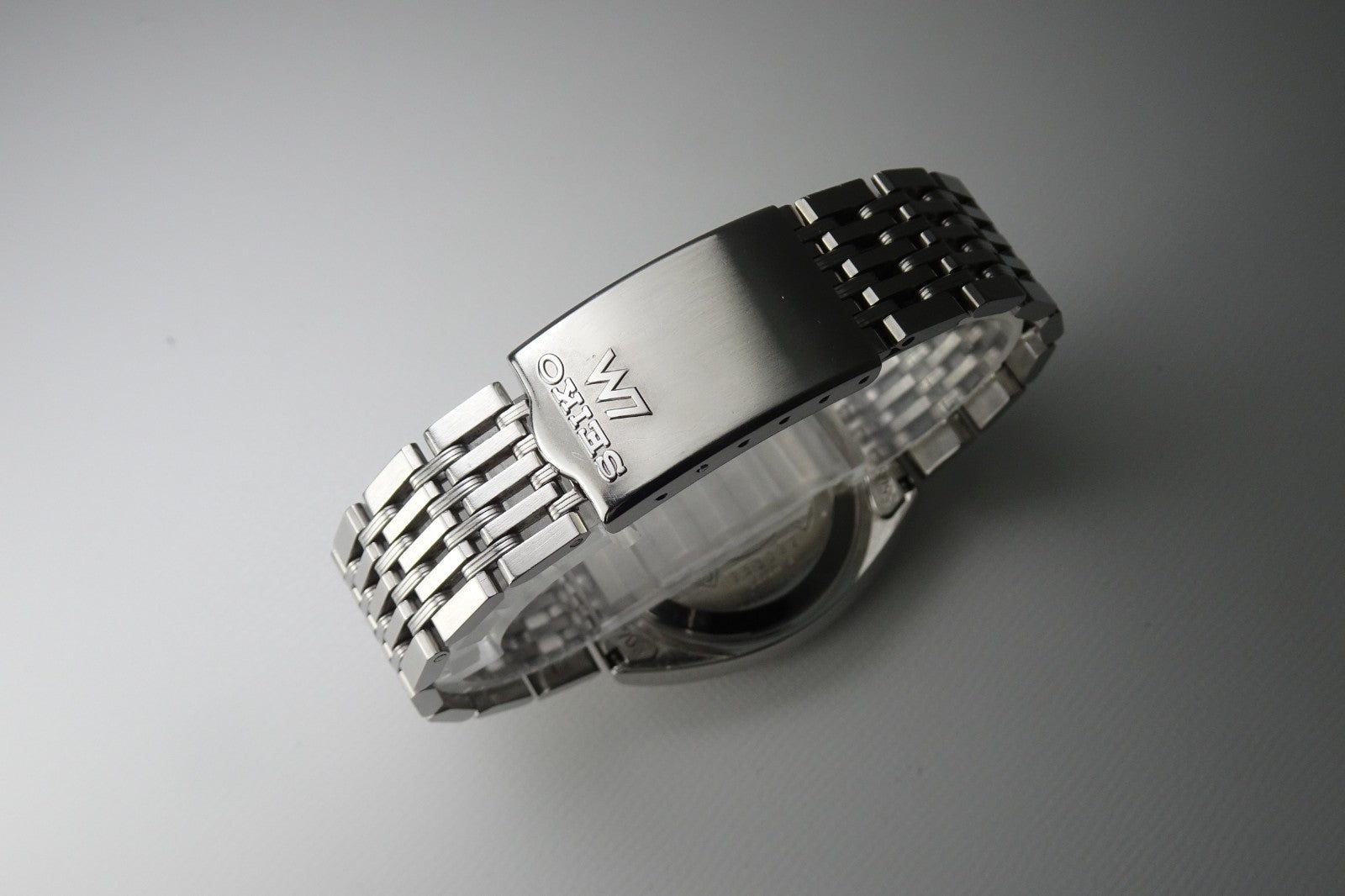 Serviced Vintage 1969 JAPAN SEIKO LORD MATIC WEEKDATER 5606-7050 23J Automatic.