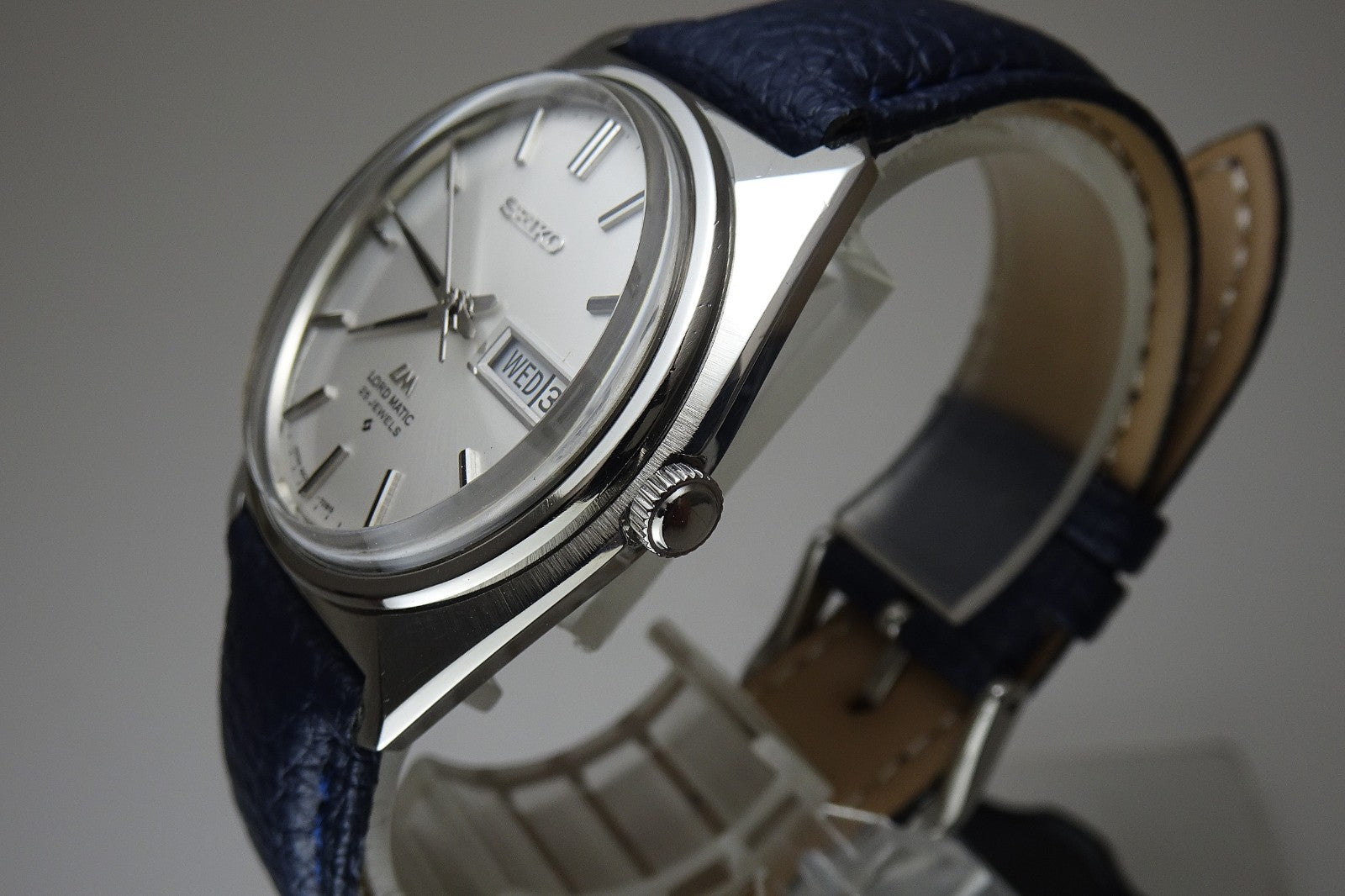 Serviced Vintage 1970 JAPAN SEIKO LORD MATIC WEEKDATER 5606-7000 25J Automatic.