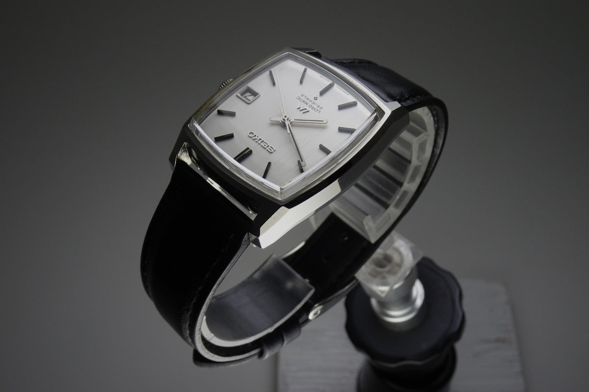 Vintage 1969 JAPAN SEIKO LORD MATIC CALENDAR 5605-5000 25Jewels Automatic.
