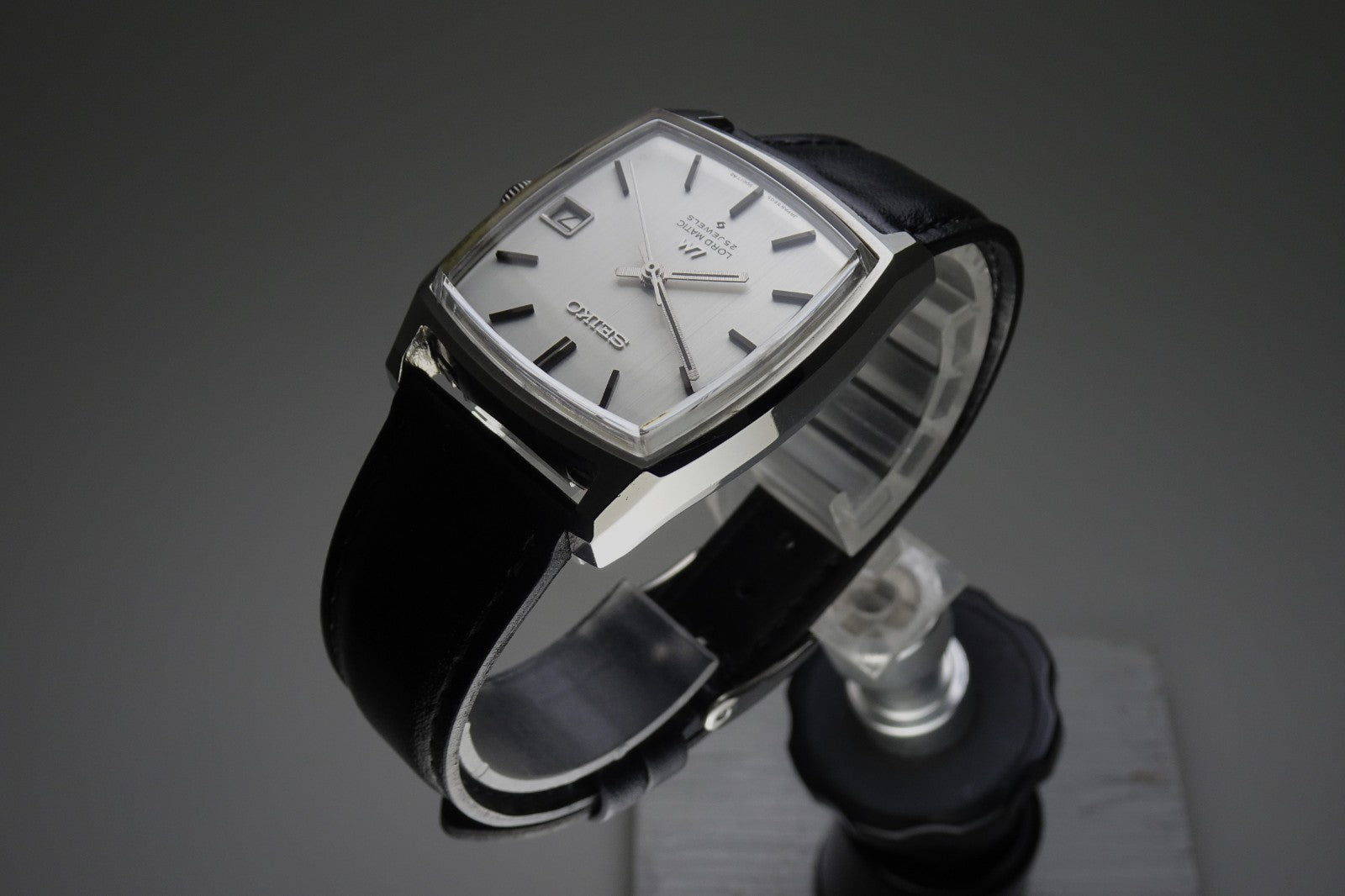 Vintage 1969 JAPAN SEIKO LORD MATIC CALENDAR 5605-5000 25Jewels Automatic.