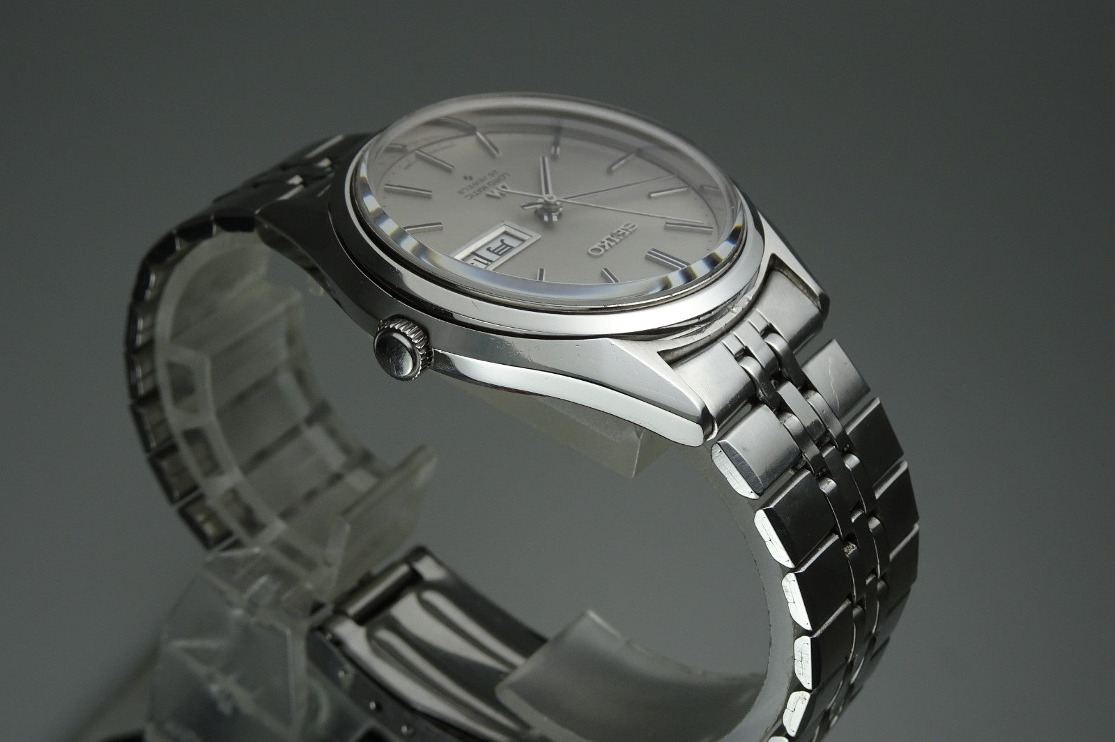 Vintage 1971 JAPAN SEIKO LORD MATIC WEEKDATER 5606-7190 25Jewels Automatic.
