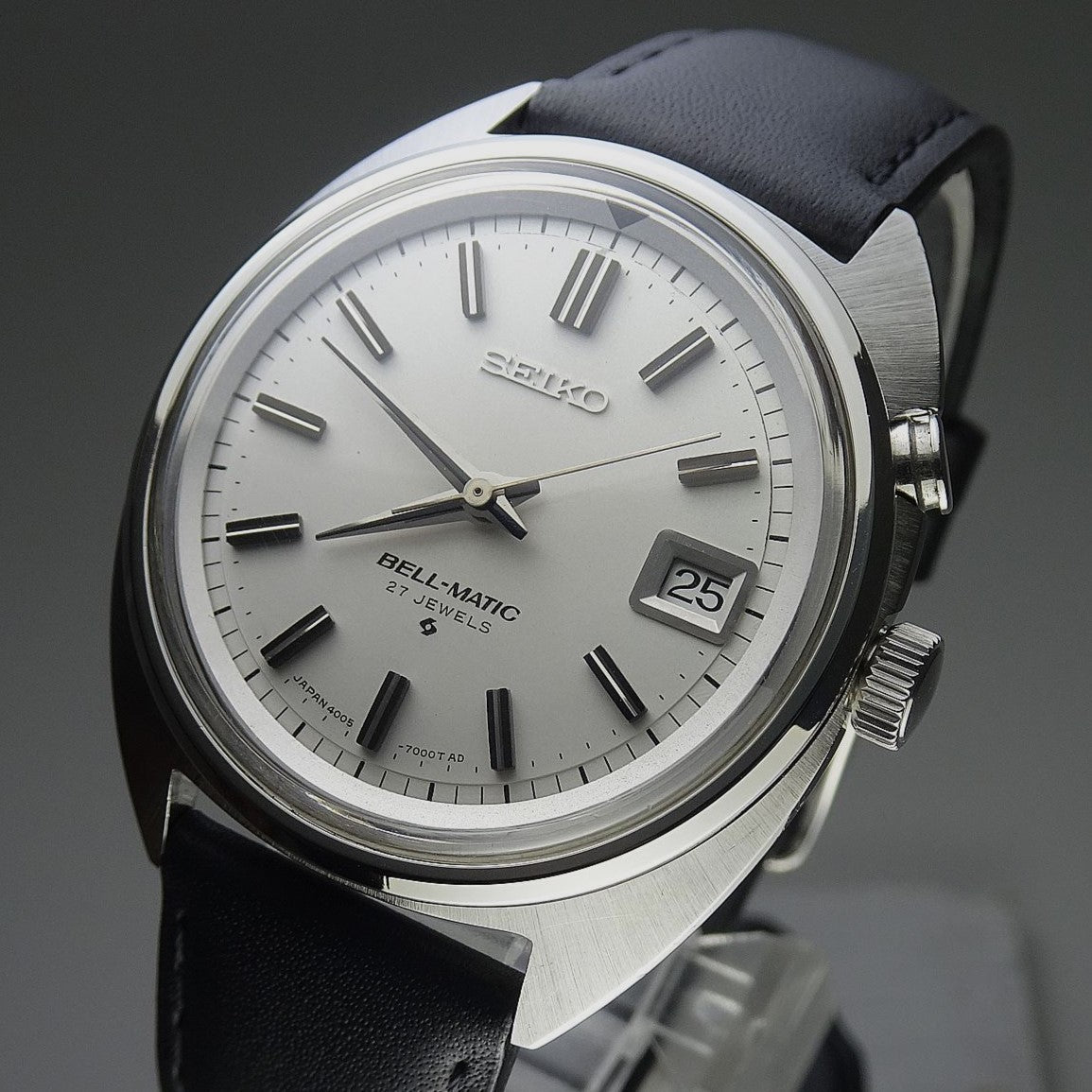 Vintage 1968 JAPAN SEIKO SEIKO BELL-MATIC CALENDAR 4005-7000 27Jewels Automatic.